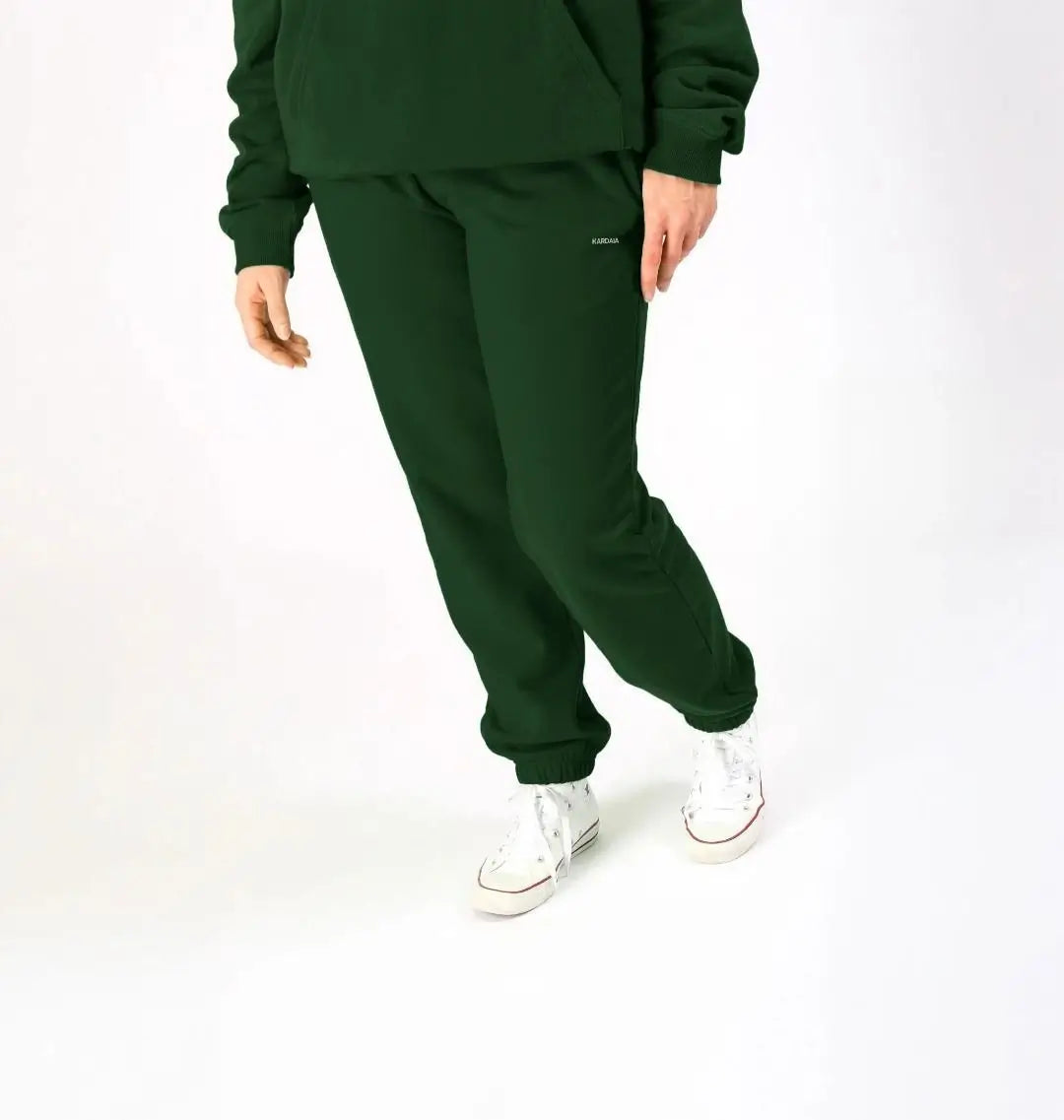 zoom sur le bas du jogging vert foncé femme KARDAIA